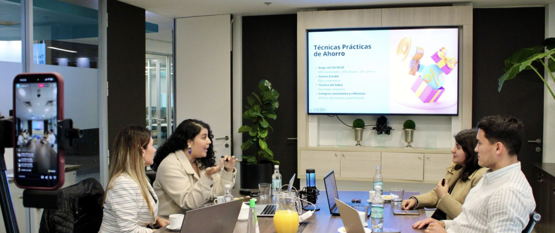 «Ahorro, información y constancia»: las claves que más mujeres están aplicando para acercarse al sueño del hogar propio