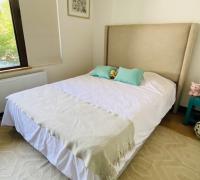 dormitorio en suite