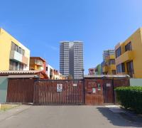 Entrada al condominio