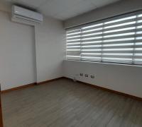 recepción mas priva y baño