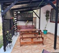 PERGOLA ESPECIAL PARA COMPARTIR CELEBRACIONES CON LA FAMILIA
