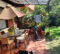 GRAN PATIO PAR DISFRUTAR  EN FAMILIA 