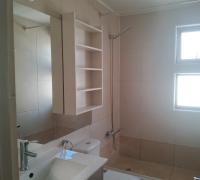 baño del dormitorio grande 