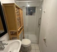 Segundo baño, dormitorios próximos el segundo y el tercero.