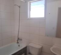 baño que comparten dormitorio 2 y 3 