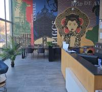 Amplio y Hermoso Hall de Entrada a Edificio