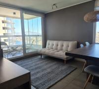 Luz natural que amplifica tus espacios en Costa de Montemar.