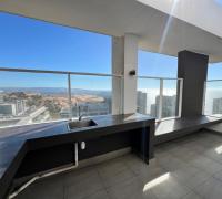 En el piso 29 cuenta con dos quinchos, equipados con parrilla para disfrutar los atardeceres