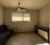 sala de estar amplia finas terminaciones