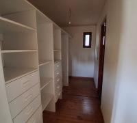 walk in closet dorm principal