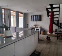 Living comedor con buena iluminación y termopanel