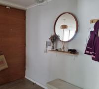 Hall de acceso a este cómodo Departamento,  amplios espacios.
