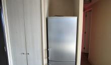 estante empotrado y refrigerador incluido en la venta