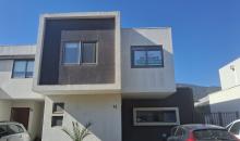 Fachada casa 3 dormitorios 3 baños en San Francisco de Limache