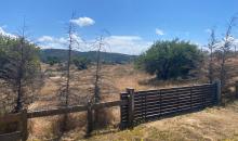 leve pendiente del oriente al poniento