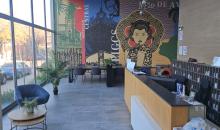 Amplio y Hermoso Hall de Entrada a Edificio