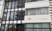 Acceso Principal al Edificio