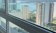 Despierta cada mañana con una inspiradora vista al horizonte marino.