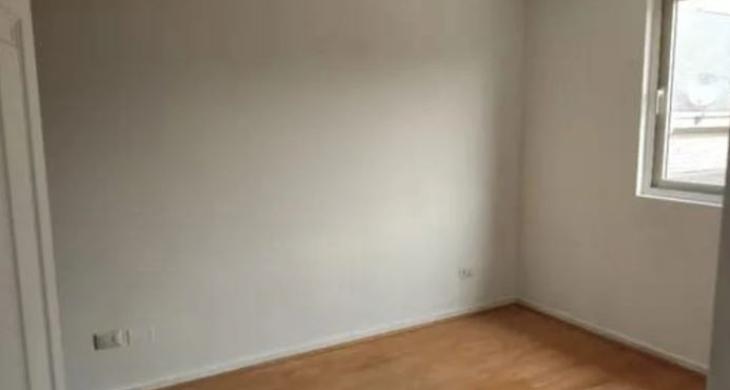 Dormitorio matrimonial desde puerta de acceso
