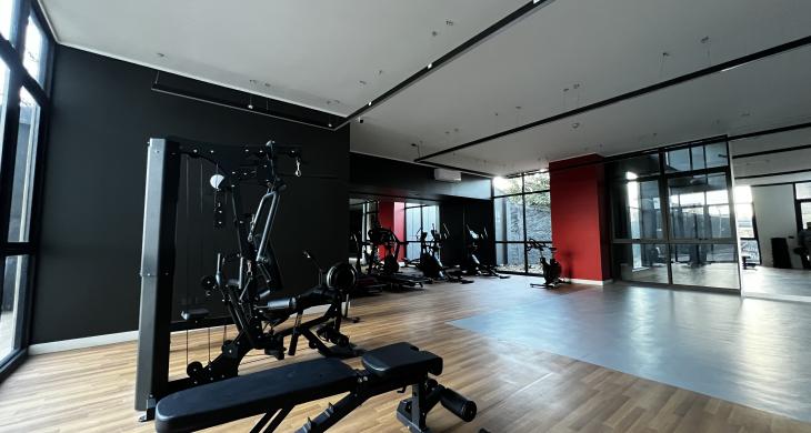 Amplio Gimnasio
