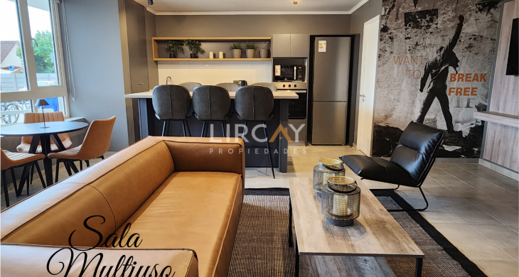 sala de estudio para tus trabajos en equipo