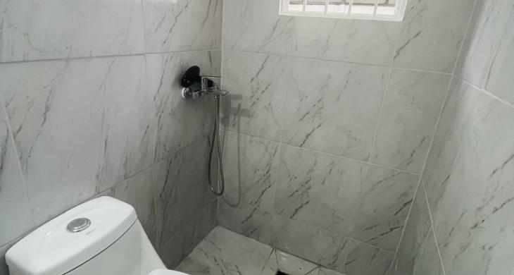 Baño con shower 