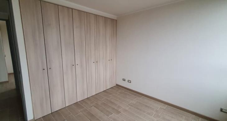 Vista desde la Cocina hasta el Comedor