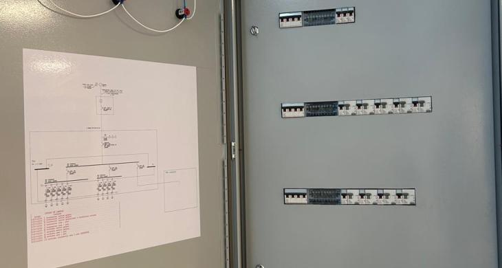 TABLERO CONEXIÓN TRIFASICA