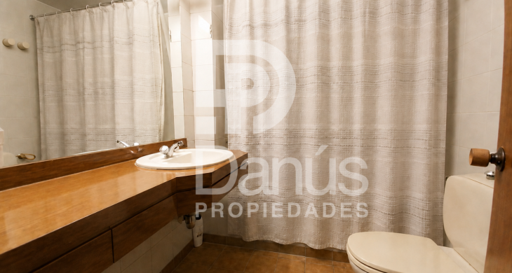 Baño de Visitas