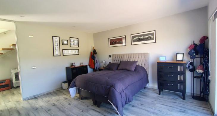 dormitorio en suite
