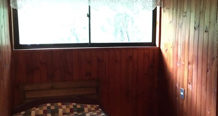 dormitorio ventanal