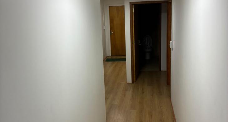 TRES PISOS 11 HABITACIONES