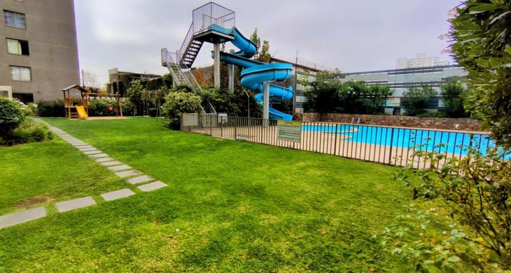PISCINA Y TOBOGAN