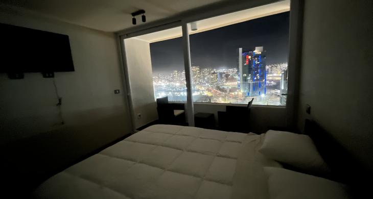 Vista de noche desde habitación 