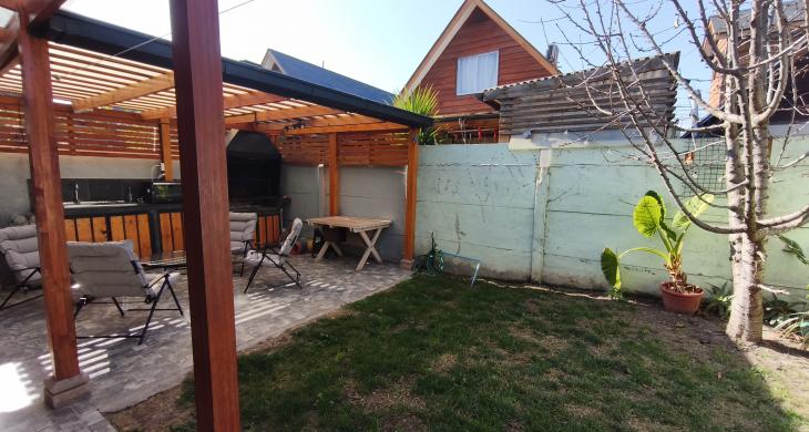 Patio con quincho
