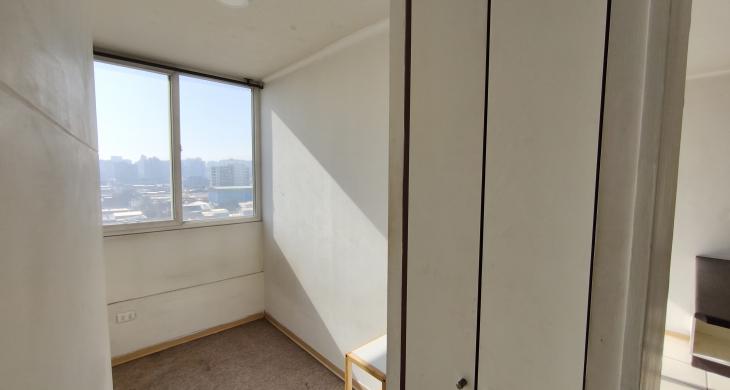 Dormitorio pequeño