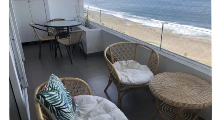 Maravillosa vista al mar desde primera línea 