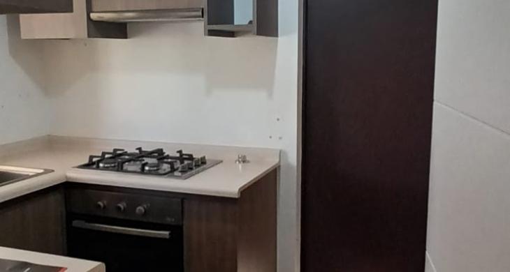 cocina con puerta salida a patio interior