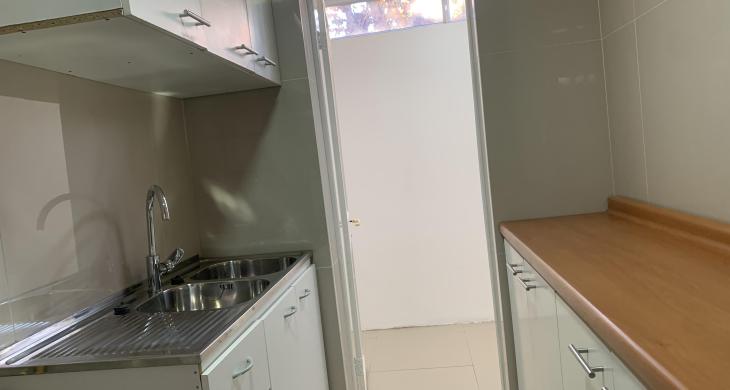 cocina hacia logia